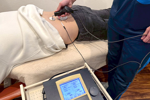 ハイボルテージ電気療法